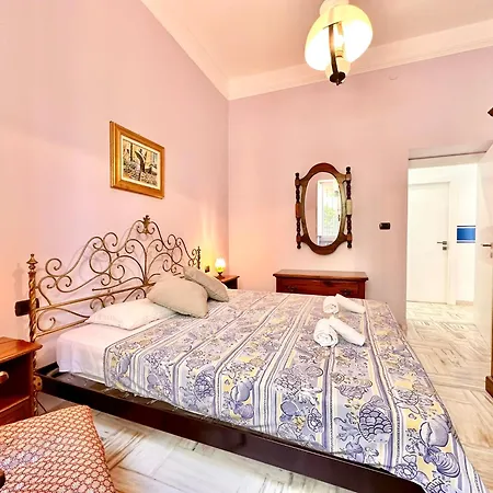Apartment Hostdomus - Villino Matilde