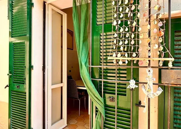 Hostdomus - Villino Matilde Appartement Finale Ligure