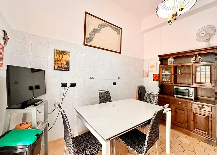 Hostdomus - Villino Matilde Finale Ligure